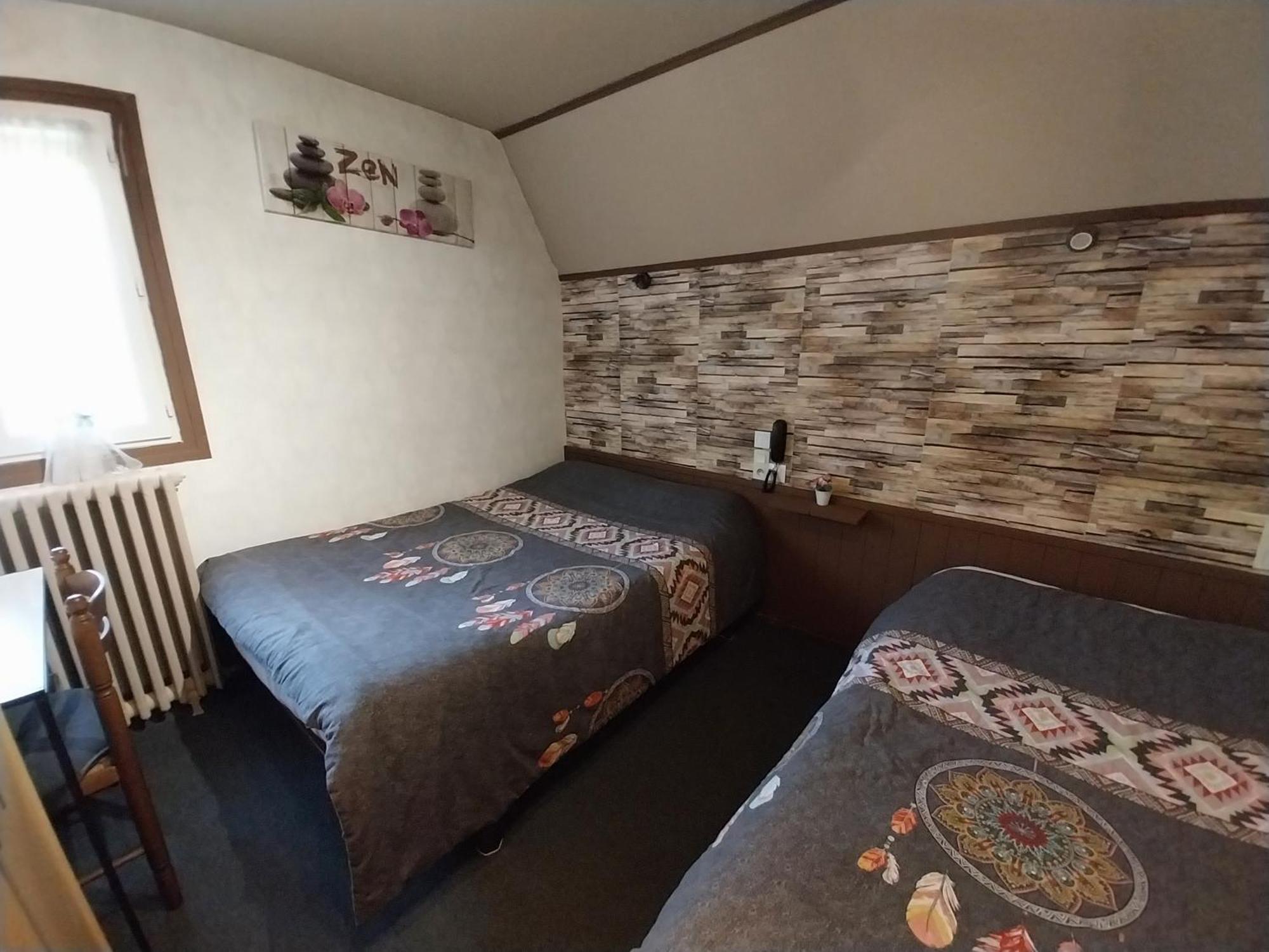 Hotel Les Deux Cols Sainte Marie de Campan Bagian luar foto