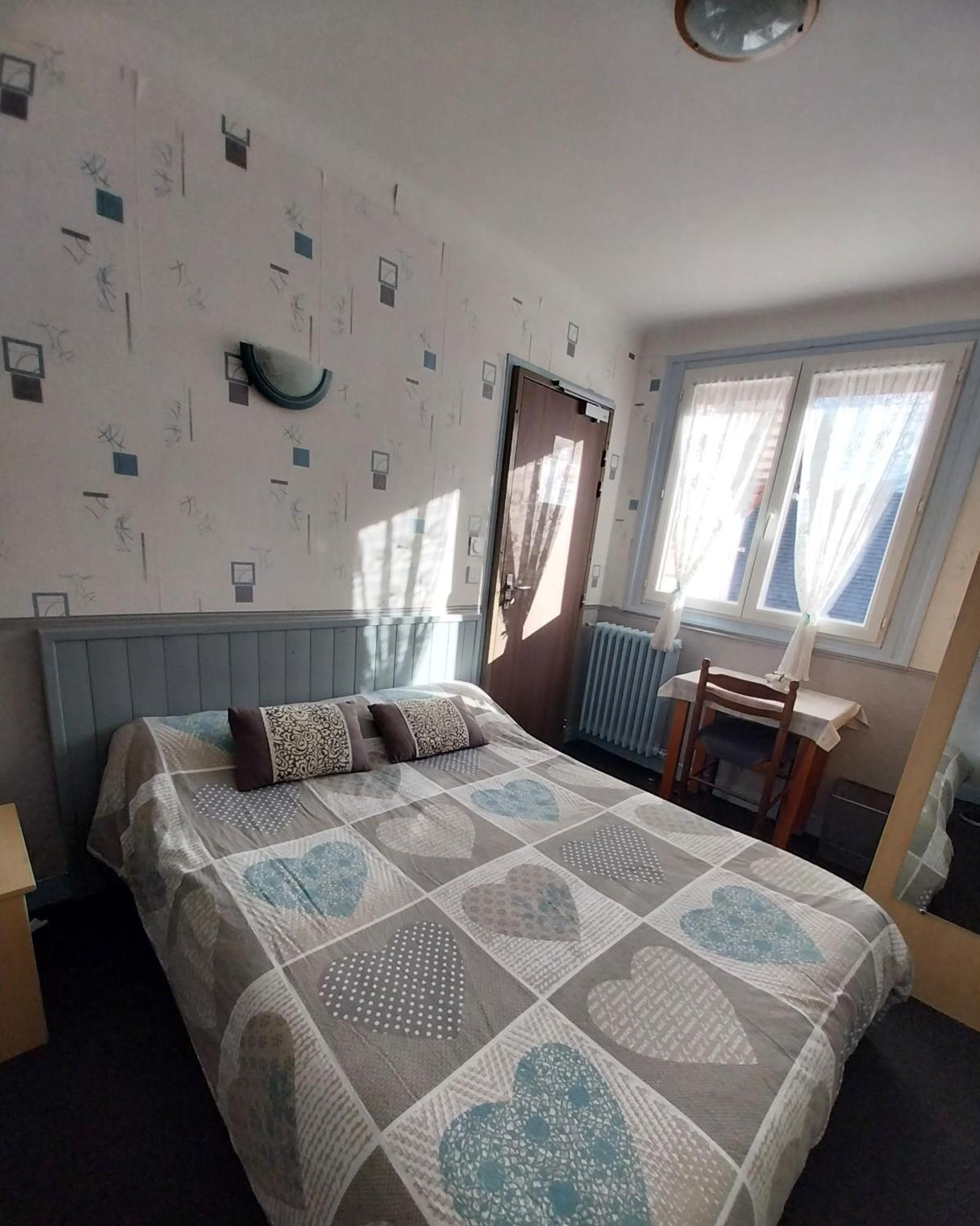Hotel Les Deux Cols Sainte Marie de Campan Bagian luar foto